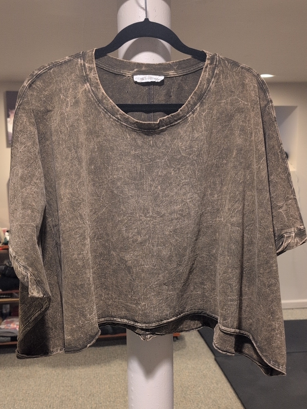 Zenana Outfitters One SIze Mineral-Wash Brown Cropped Tee